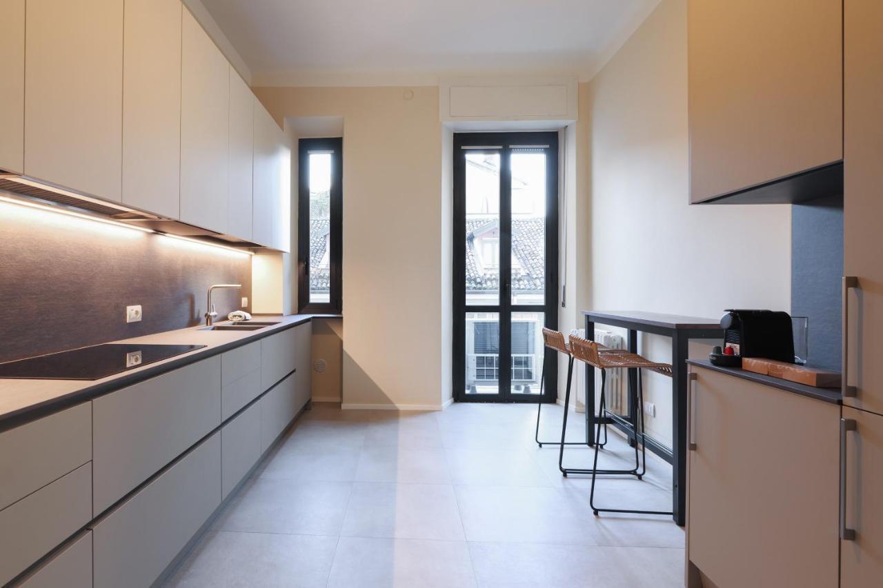 Luxury San Babila Apartment Milán Exteriér fotografie